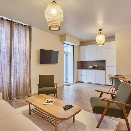Sublime Flat Bois De Vincennes By Prestige