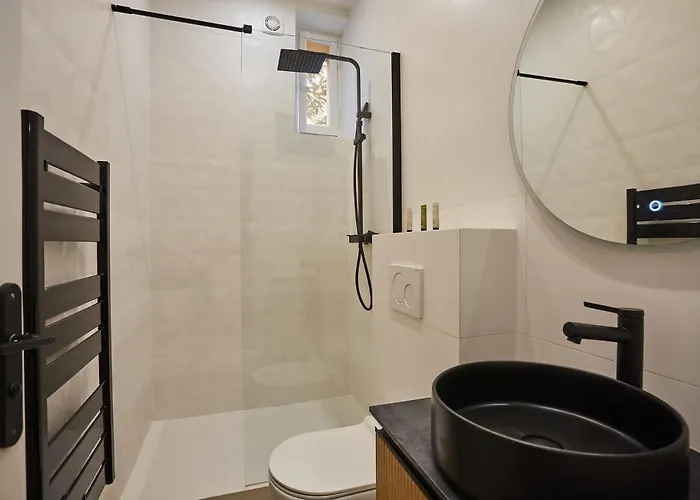 Sublime Flat Bois De Vincennes By Prestige *