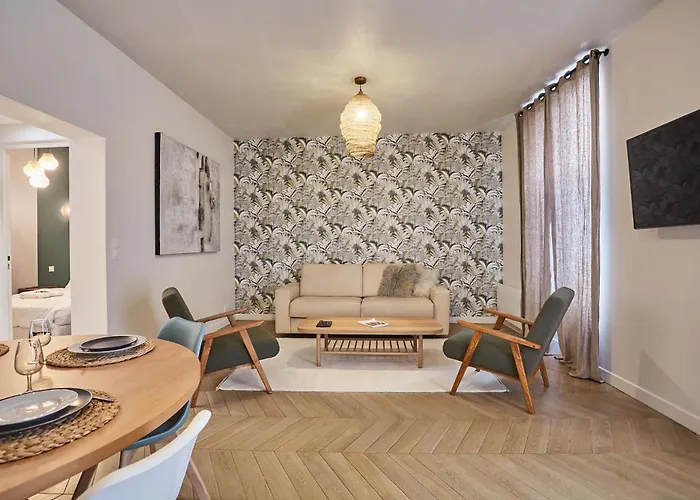 Sublime Flat Bois De Vincennes By Prestige