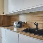 Sublime Flat Bois De Vincennes By Prestige *